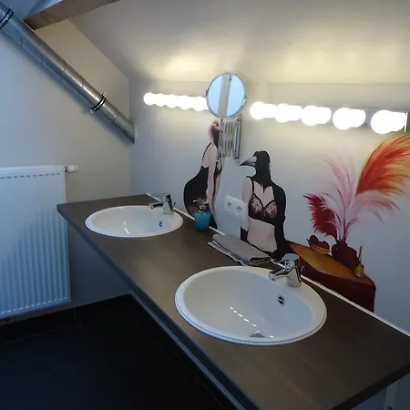 Hostel Kaba Γάνδη